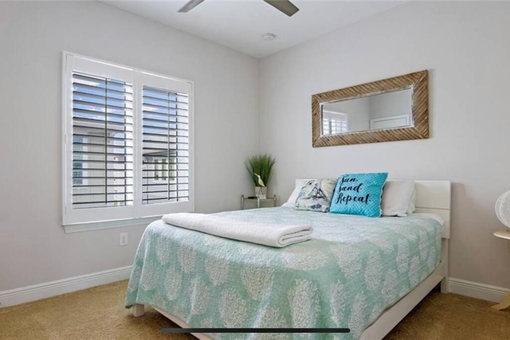 Luxurious Modern Townhouse Right Across Beach!! Table Tennis St. Pete Beach Esterno foto