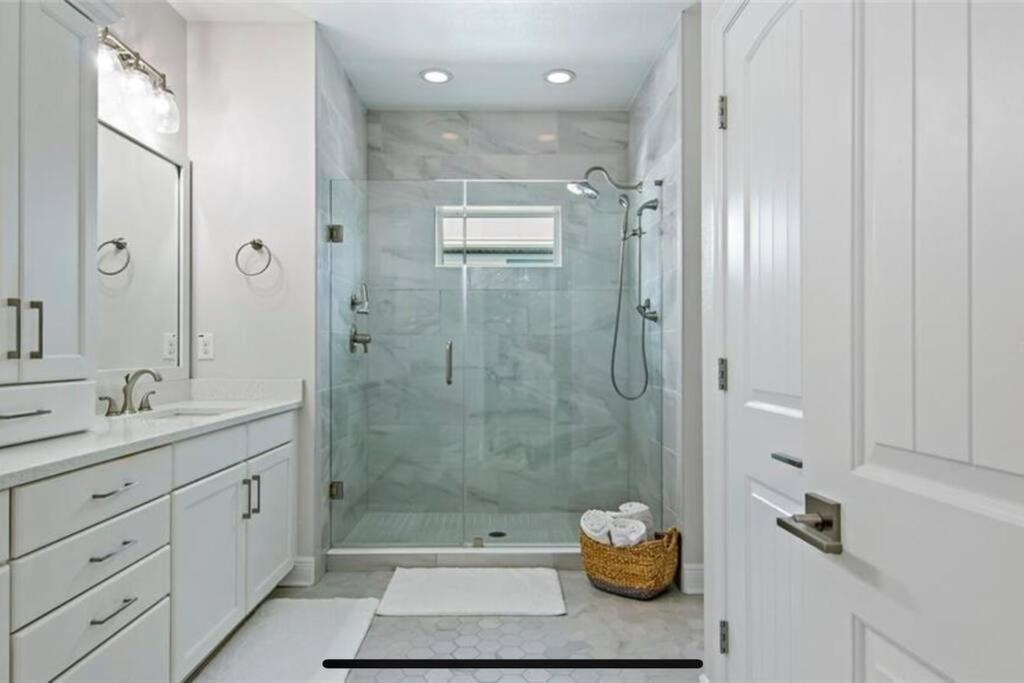 Luxurious Modern Townhouse Right Across Beach!! Table Tennis St. Pete Beach Esterno foto